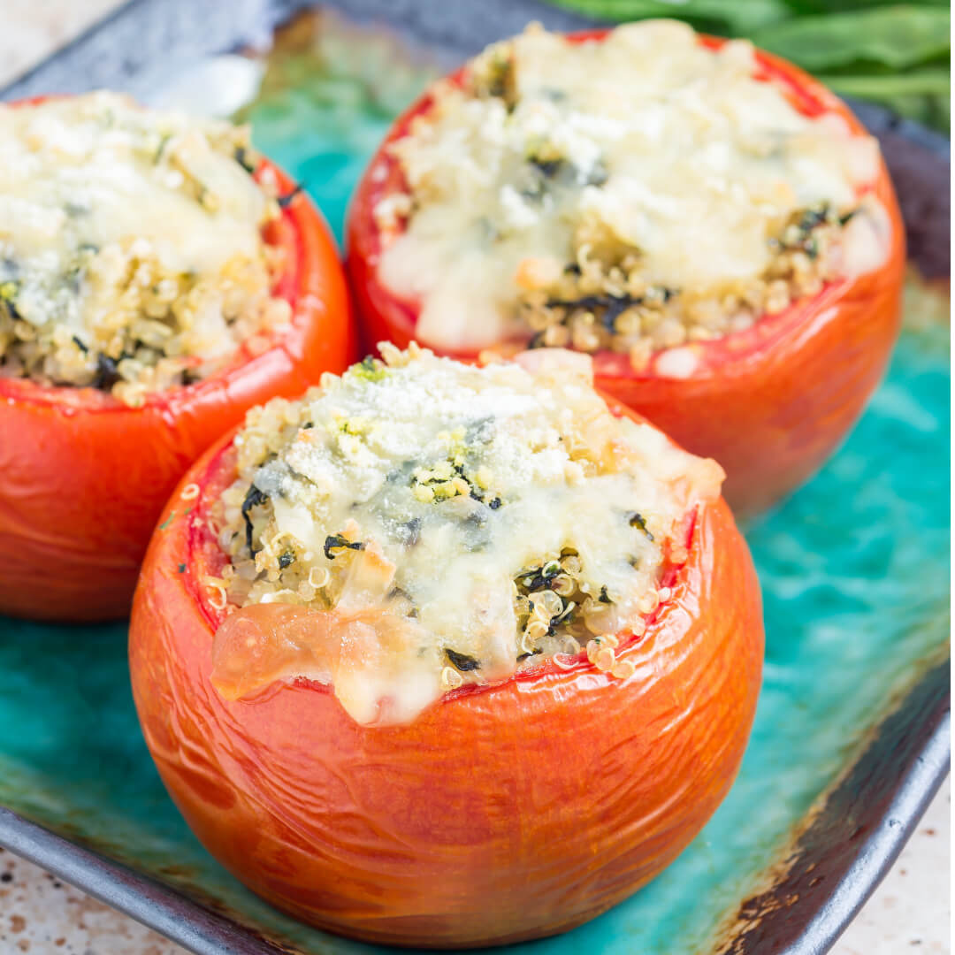 Hoy, receta fresca de tomates rellenos